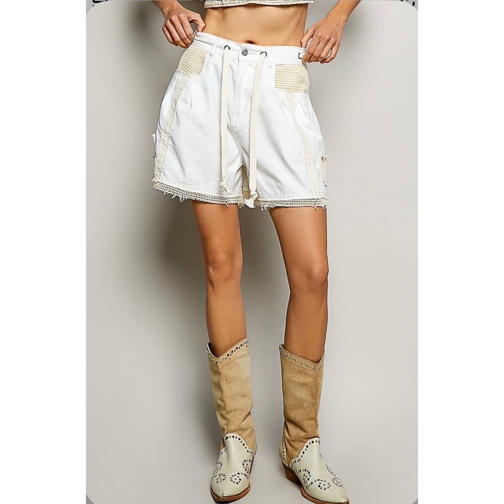 UWP152W White Wide Denim/Twill Crochet Patch Shorts